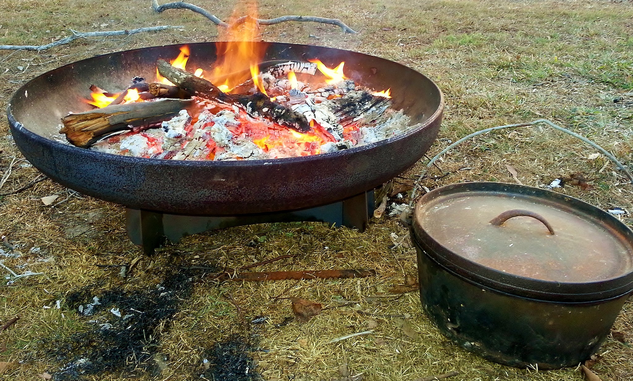 yabbi outdoor fire pit 80cm